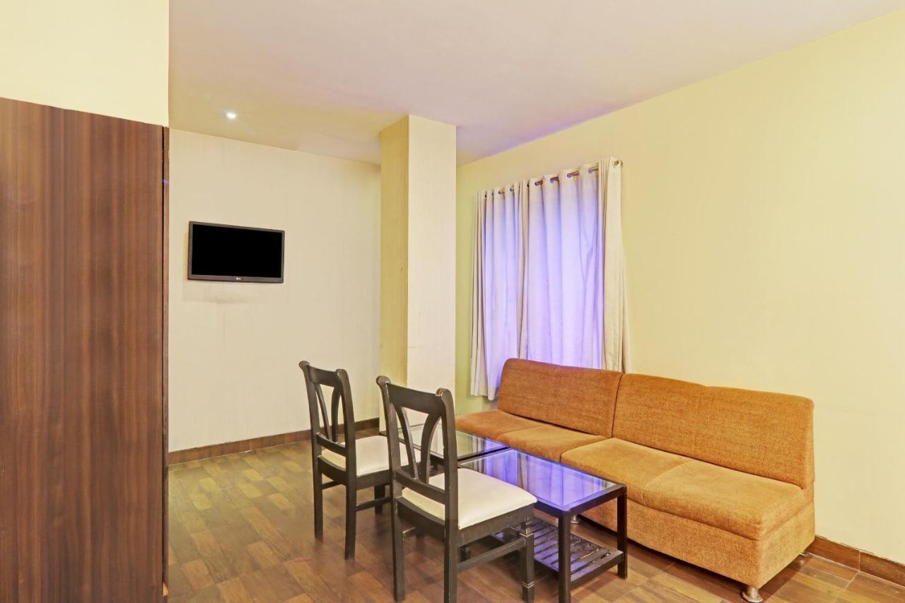 Townhouse Oak Hotel Shelter Лакхнау Экстерьер фото