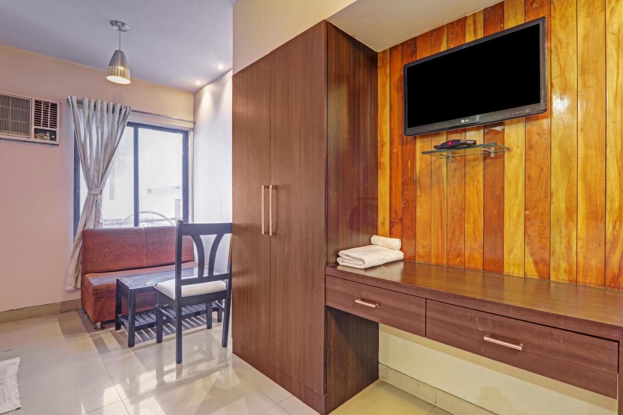 Townhouse Oak Hotel Shelter Лакхнау Экстерьер фото