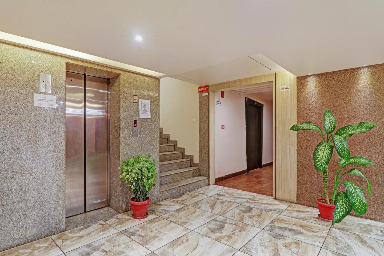 Townhouse Oak Hotel Shelter Лакхнау Экстерьер фото